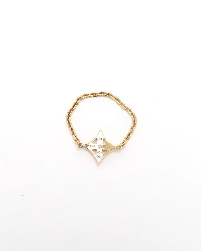 Louis Vuitton Chain Idylle Blossom Diamond 18kt Gold Ring in Gold from A Retro Tale, photo 2 of 3