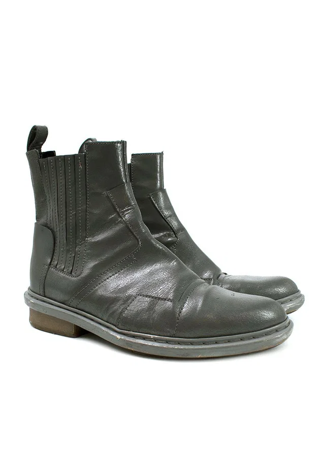 Balenciaga Grey Distressed Leather Chelsea Boots in Grey Leather from HEWI