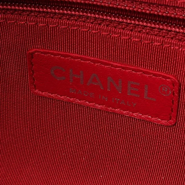 Chanel Large Gabrielle Bag in Calfskin from A Retro Tale, photo 9 of 10