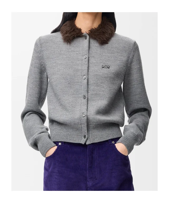 Cardigan in wool