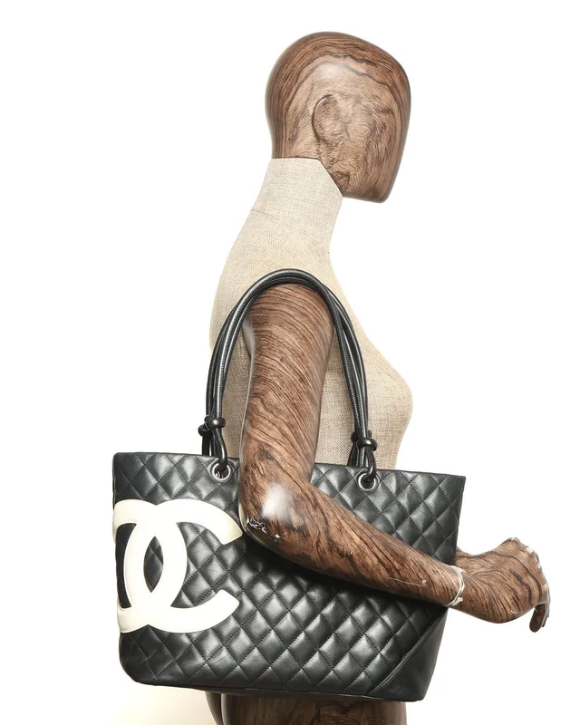 Chanel Cambon Ligne Tote Bag in Leather from A Retro Tale, photo 8 of 8
