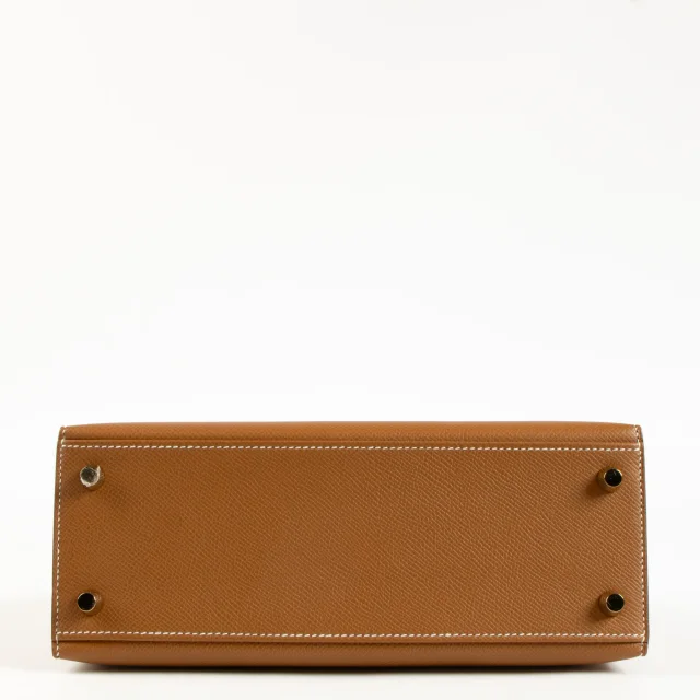 Hermès Kelly 25 Gold Epsom GHW in Gold Epsom leather from Labellov, photo 5 of 5