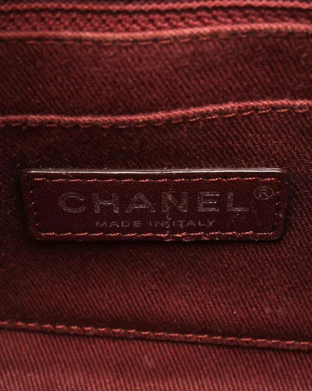 Chanel Mini Neo Executive Caviar Bag in Caviar leather from A Retro Tale, photo 6 of 9