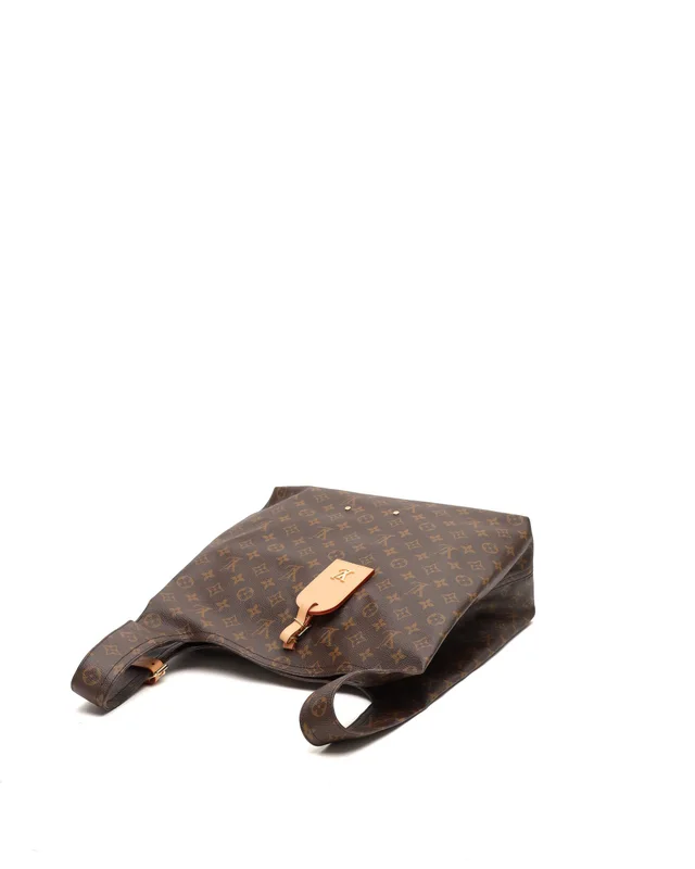 Louis Vuitton Monogram Atlantis GM Bag in Coated canvas from A Retro Tale, photo 4 of 7