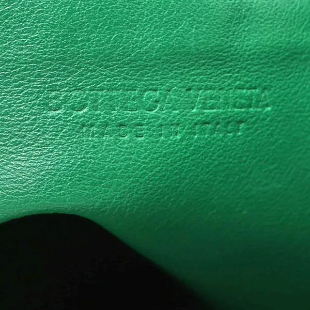 Bottega Veneta Nappa Mini Double Knot Bag in Nappa leather from A Retro Tale, photo 7 of 9