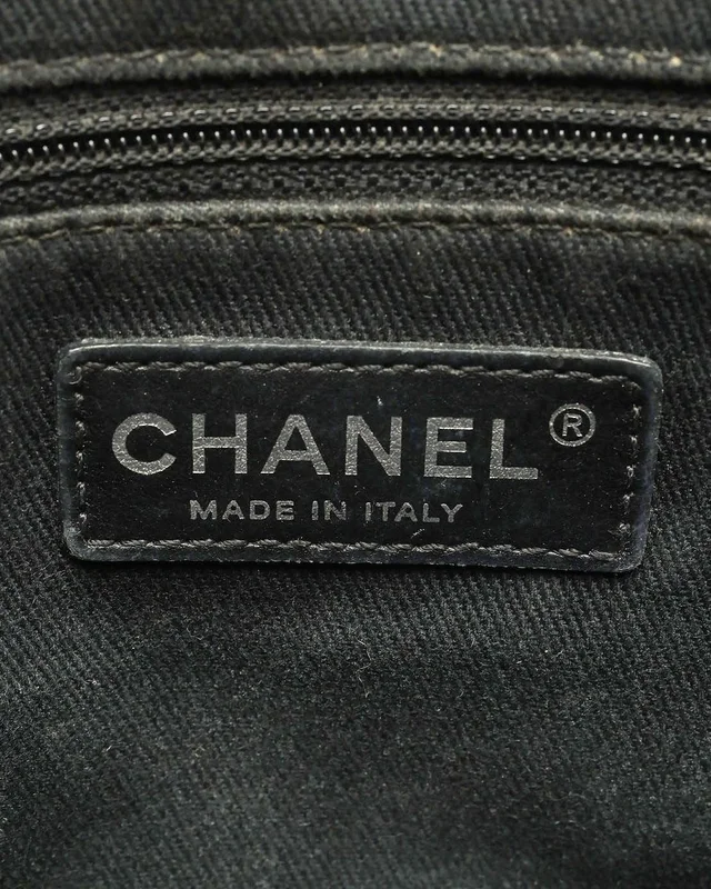 Chanel Medium Shiva Caviar Single Flap Bag in Caviar leather from A Retro Tale, photo 6 of 9