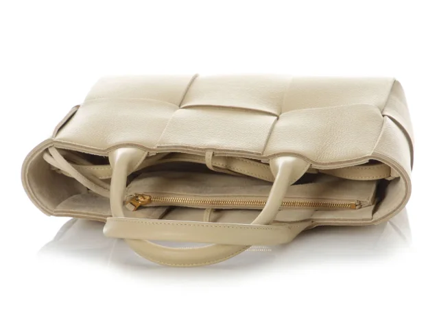 Bottega Veneta Mini Beige Maxi Intrecciato Arco Tote in Beige Woven leather from Ann's Fabulous Finds, photo 8 of 10