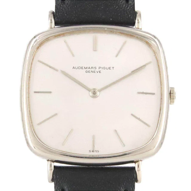 Audemars Piguet Classic White Gold Manual Winding in White Crocodile from LuxUness