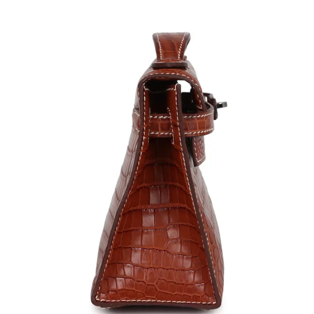 Hermès Vintage Kelly Pochette Fauve Matte Niloticus Crocodile Ruthenium Hardware in Crocodile from Madison Avenue Couture, photo 3 of 8