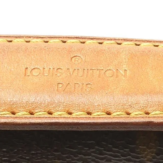 Louis Vuitton Monogram Pochette Métis MM Bag in Coated canvas from A Retro Tale, photo 9 of 12