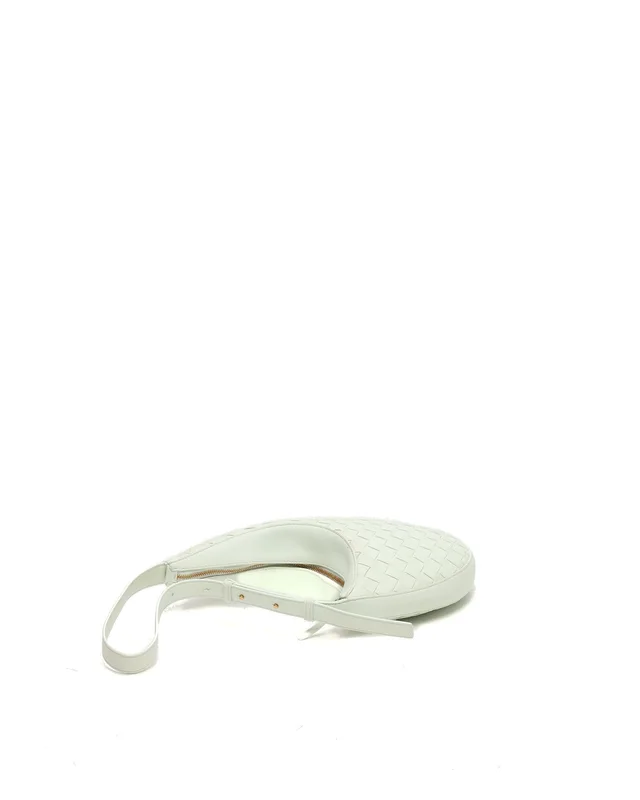 Bottega Veneta Small Intrecciato Drop Bag in Woven leather from A Retro Tale, photo 4 of 9