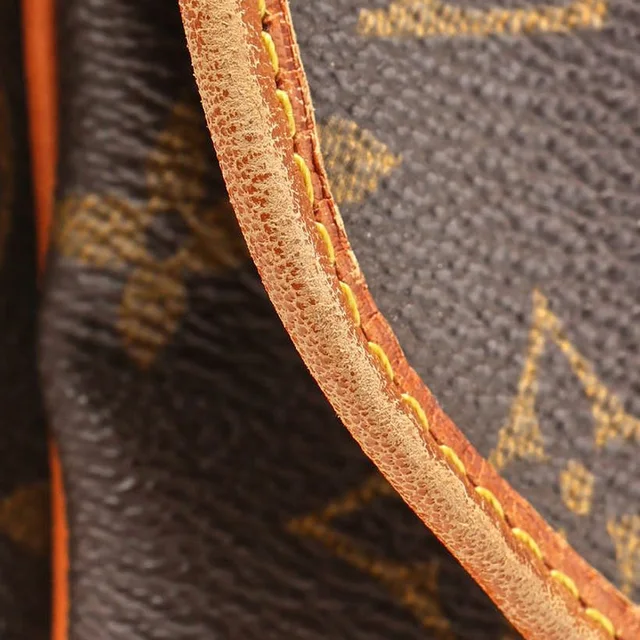 Louis Vuitton Monogram Saumur 30 Bag in Coated canvas from A Retro Tale, photo 9 of 11