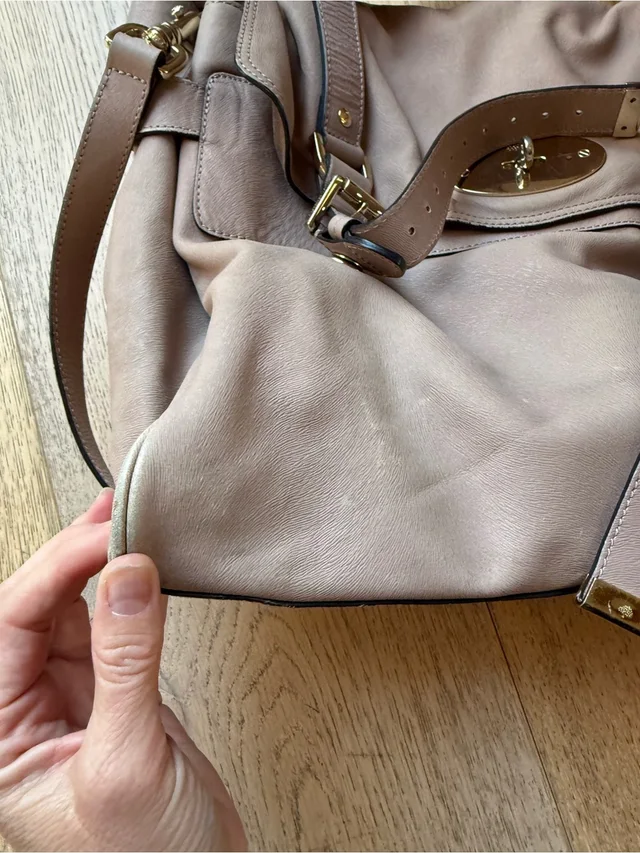 Mulberry Soft Leather Tote In Blush Taupe With Gold Hardware in Taupe Leather from Poshmark, photo 11 of 15