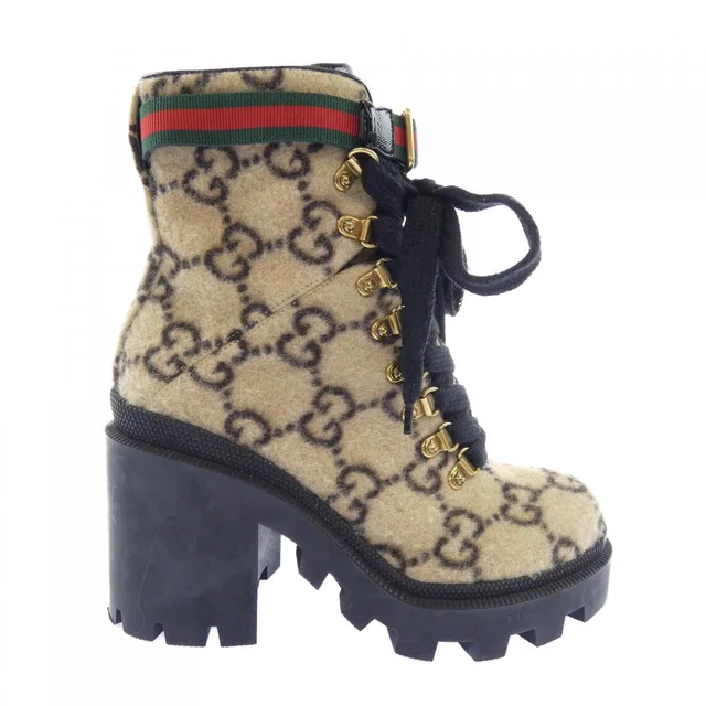 Gucci Boots Beige in Beige from The Reluxe
