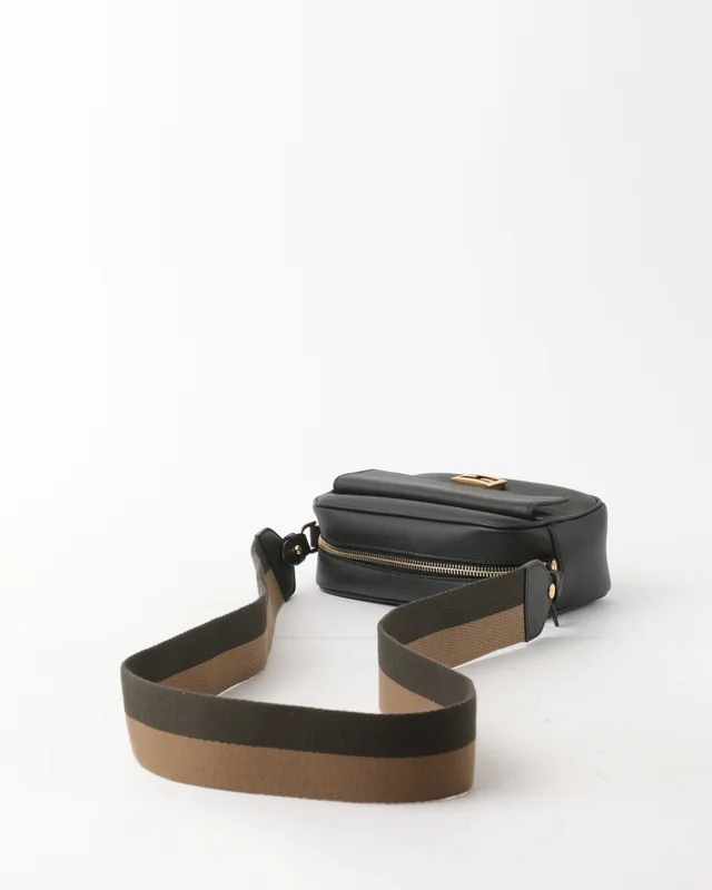 Fendi Camera F Crossbody Bag in Leather from A Retro Tale, photo 5 of 7