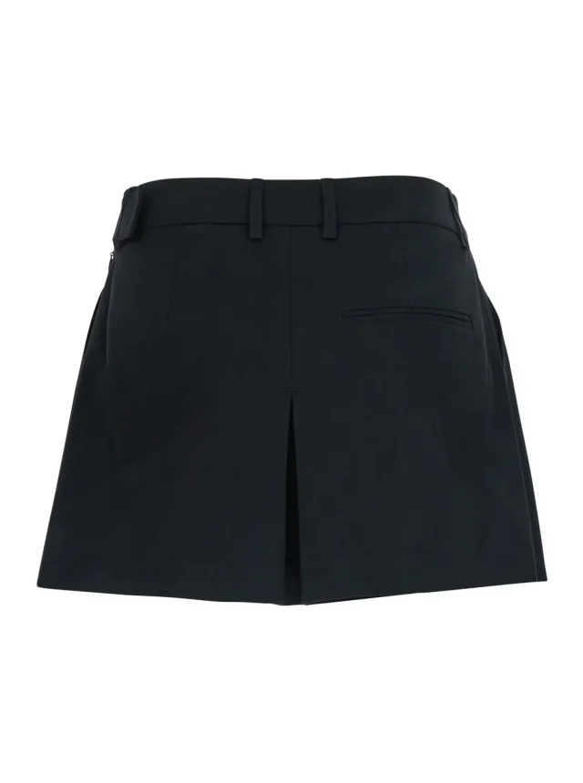 LEPLAIN Black Shorts with pleated design in Fabric women in Black, photo 3 of 6 from Gaudenzi Boutique