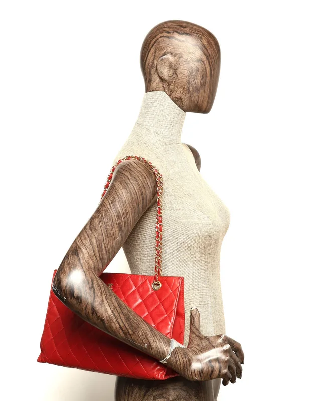 Chanel CC Chain Shoulder Bag in Leather from A Retro Tale, photo 12 of 12