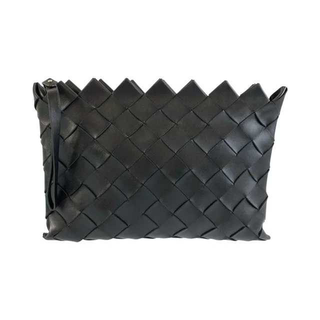 Bottega Veneta Intrecciato Leather Clutch Bag in Woven leather from LuxUness
