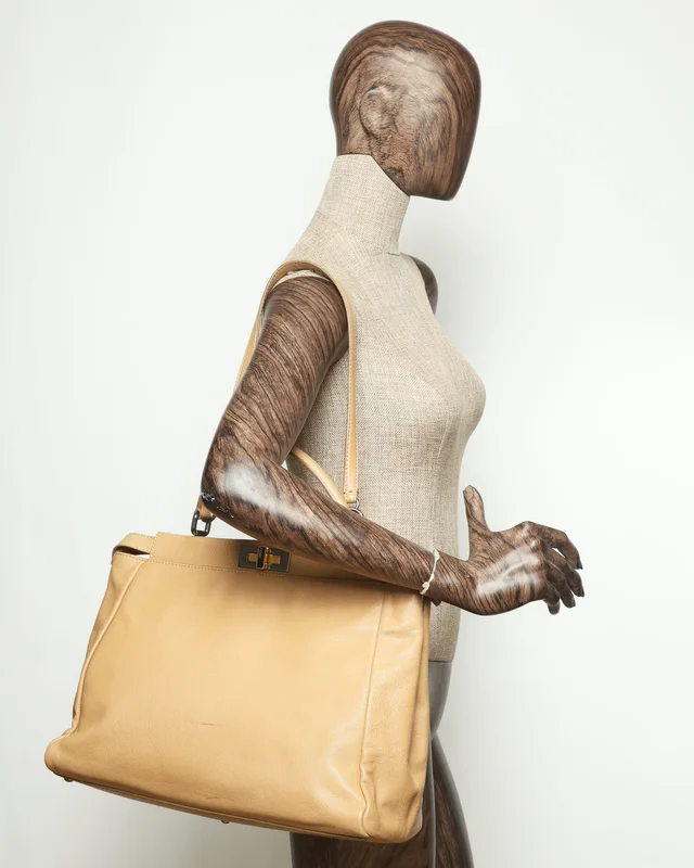 Fendi Large Peekaboo Bag in Patent leather from A Retro Tale, photo 9 of 9