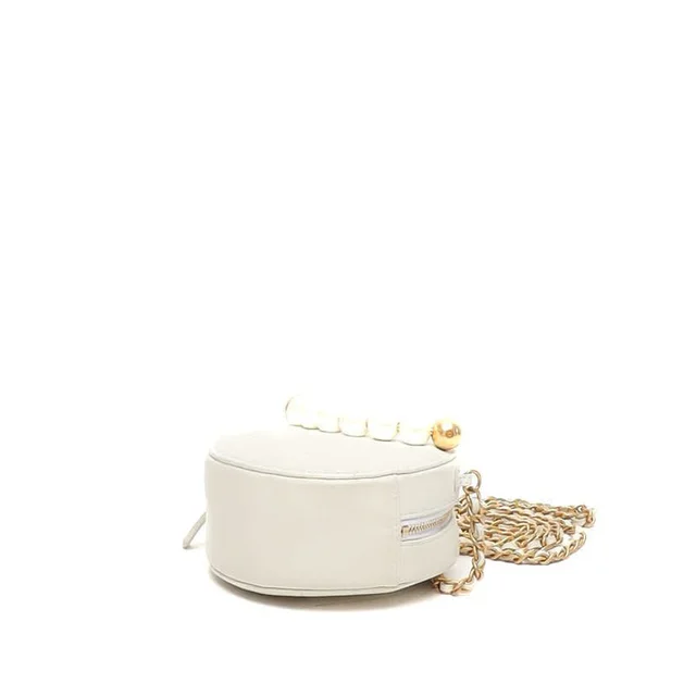 Chanel CC Pearl Round Clutch Bag in Leather from A Retro Tale, photo 5 of 9