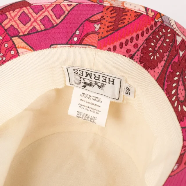 Hermès Bucket Hat - Size 56 in Multicolor Silk from Labellov, photo 3 of 3