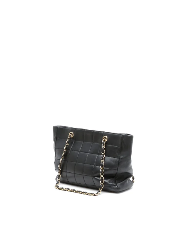 Chanel Chocolate Bar Tote Bag in Brown Leather from A Retro Tale, photo 3 of 10
