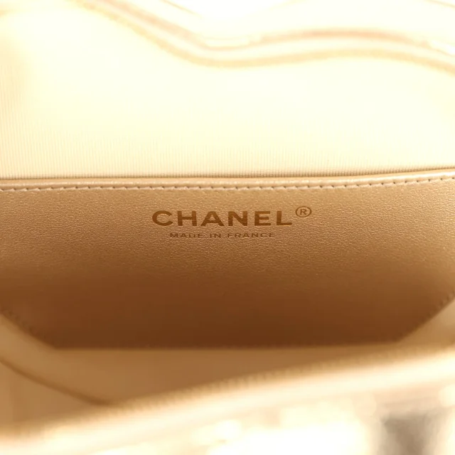 Chanel CC In Love Large Heart Bag in Gold Lambskin from Madison Avenue Couture, photo 9 of 9