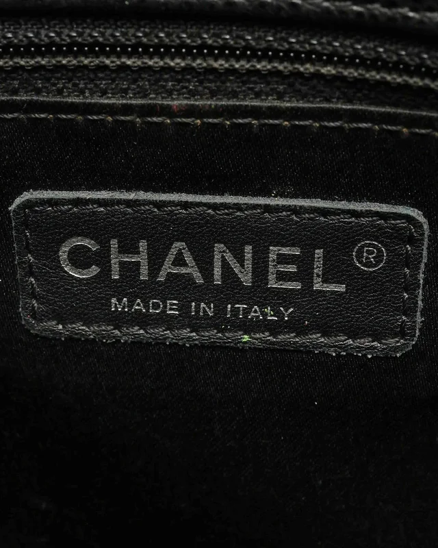 Chanel Caviar GST Grand Shopping Tote Bag in Caviar leather from A Retro Tale, photo 8 of 11