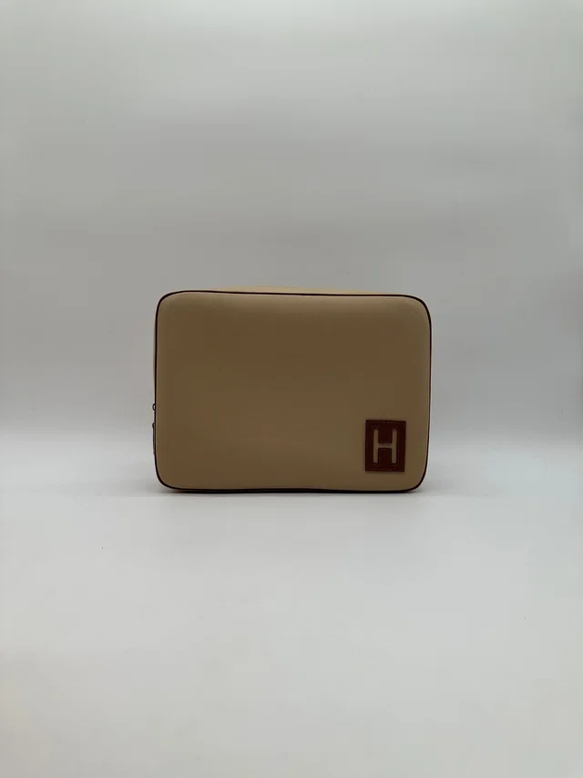 Hermès Trousse Chapitre GM Naturel from Luxury Promise