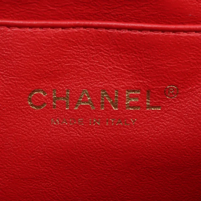 Chanel Matelassé Stitch CC Turnlock Chain Bag, Red, circa 2013 in Red Lambskin from VINTAGE QOO TOKYO, photo 6 of 12