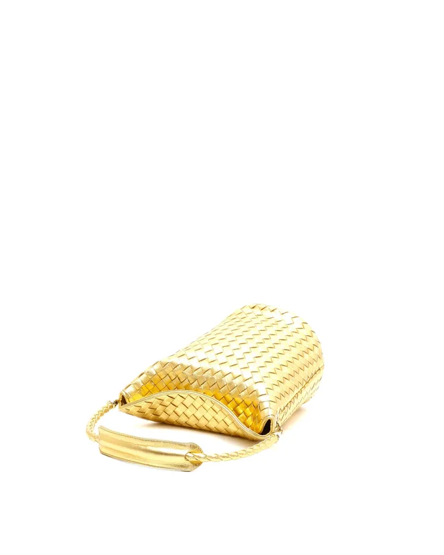 Bottega Veneta Golden Intrecciato Bag in Woven leather from A Retro Tale, photo 4 of 10