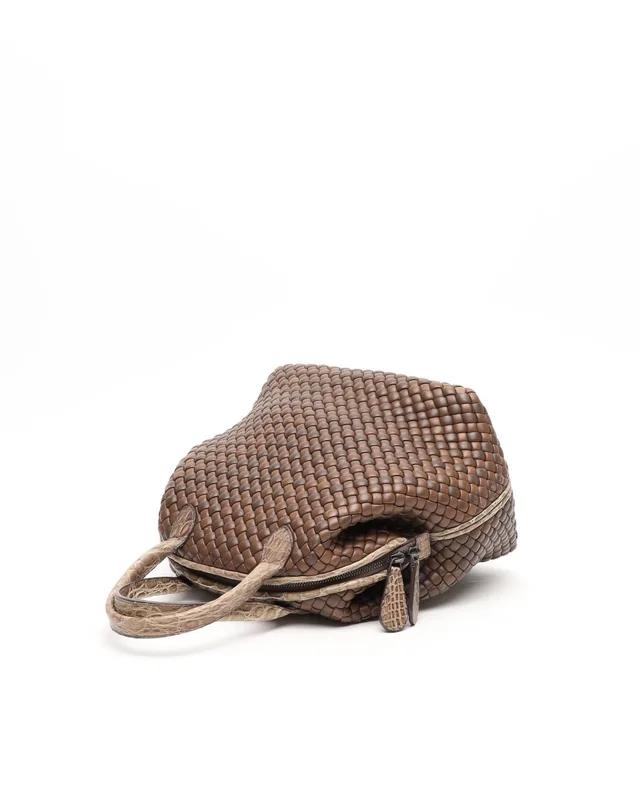 Bottega Veneta Intrecciato Top Handle Bag in Woven leather from A Retro Tale, photo 3 of 12