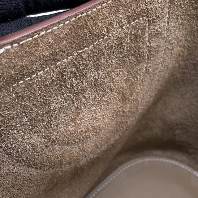 Hermès in-the-loop Tote Bag Etoupe Taurillon Clemence Swift Leather Size 18 in Taupe Clemence leather from GALLERY RARE, photo 9 of 15