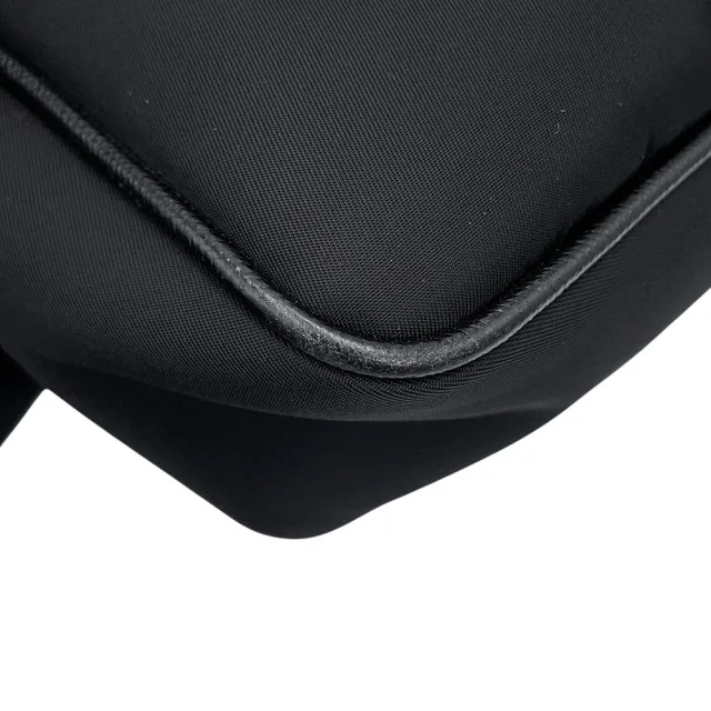 Prada Re-Nylon Shoulder Bag Black2VH113_2DMH_F0002_V_XOP Nylon Saffiano LeatherLeather in Saffiano leather from GALLERY RARE, photo 6 of 17