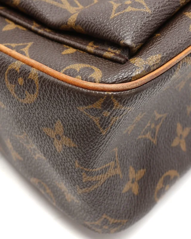 Louis Vuitton Monogram Viva-Cité GM Bag in Coated canvas from A Retro Tale, photo 6 of 8