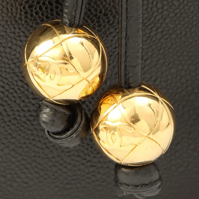 Chanel Circa 1995 Caviar Skin 6CC Turnlock Plate Pouch Drawstring Shoulder Bag Black in Black Caviar leather from VINTAGE QOO TOKYO, photo 8 of 14