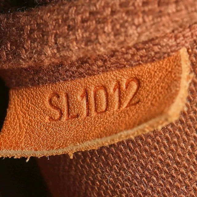 Louis Vuitton Monogram Pochette Accessoires Bag in Coated canvas from A Retro Tale, photo 8 of 8
