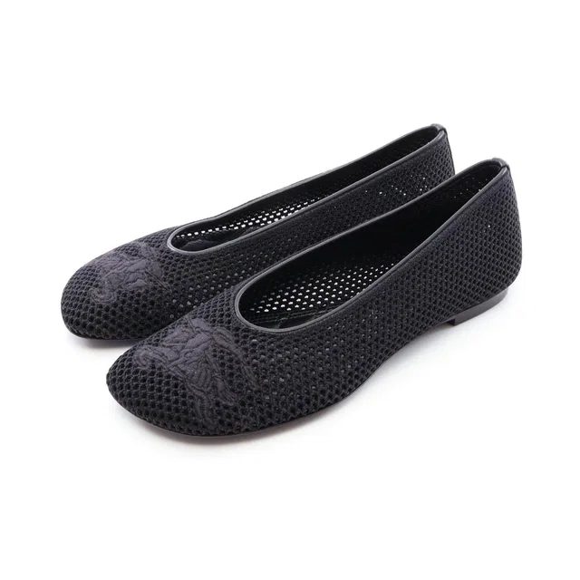 Burberry Mesh Pumps from LuxUness