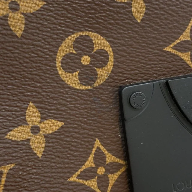 Louis Vuitton SPadlock Sling Bag NoirM45807 Monogram Macassar Canvas in Canvas from GALLERY RARE, photo 9 of 18