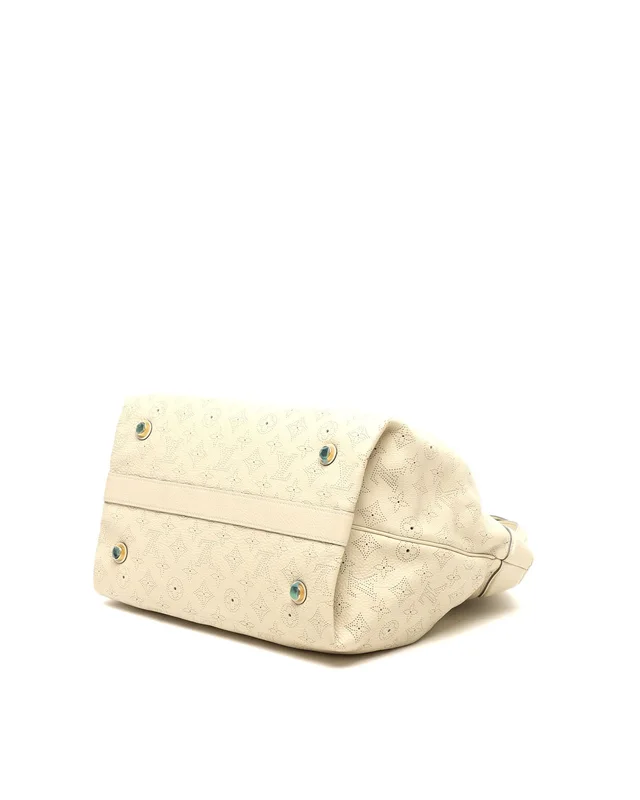 Louis Vuitton Mahina Cirrus PM Tote Bag in Leather from A Retro Tale, photo 5 of 10