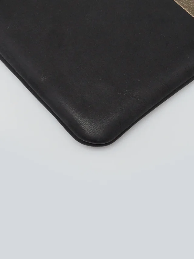 Chanel Bi-Color Bronze/Black Leather Medium O Zip Case in Black Leather from Yoogis, photo 3 of 8