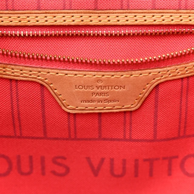 Louis Vuitton Monogram V Neverfull MM Grenade in Canvas from FASHIONPHILE, photo 6 of 10