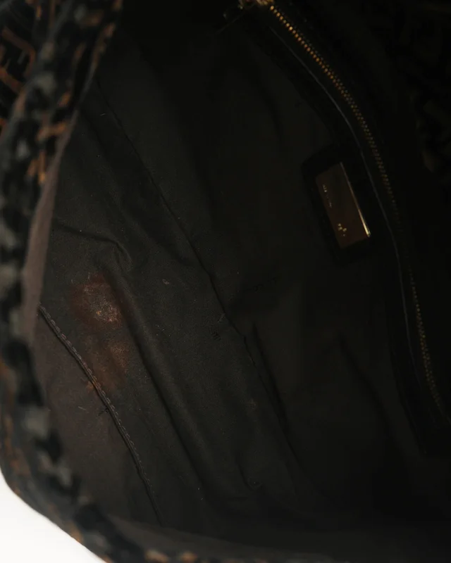 Fendi Velour Mama Bag in Patent leather from A Retro Tale, photo 8 of 9