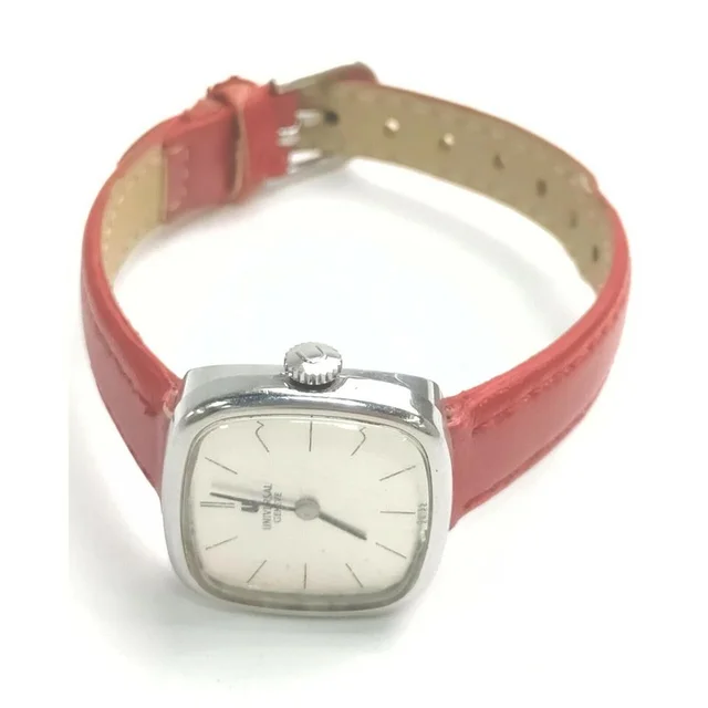 Red x Silver a11600 Universal Geneve Watch in Red Leather from Bagriculture