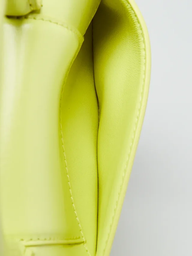 Balenciaga Smooth Leather Hourglass XS Top Handle Bag in Yellow Leather from Yoogis, photo 11 of 14