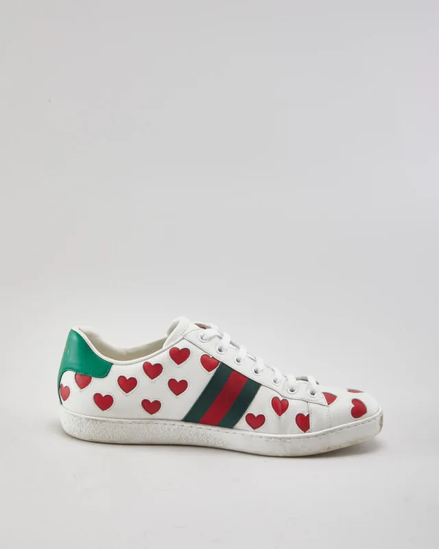 Gucci Ace Valentines Hearts Trainers - UK7.5 from Rokit Vintage, photo 2 of 2