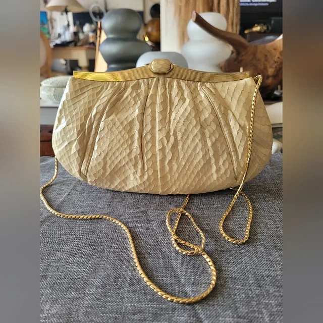 Judith Leiber Vintage Evening Clutch Shoulder Bag in gold Leather from Poshmark