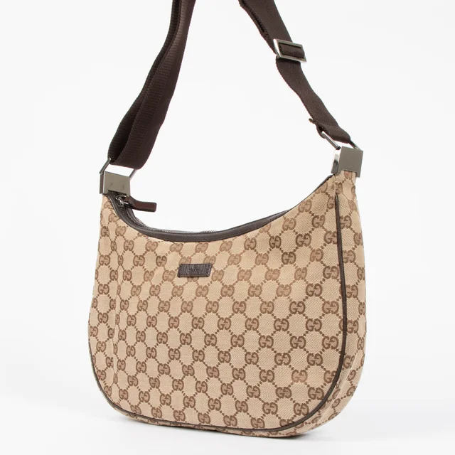Gucci GG Canvas Crossbody Bag in Canvas from Labellov, photo 2 of 5