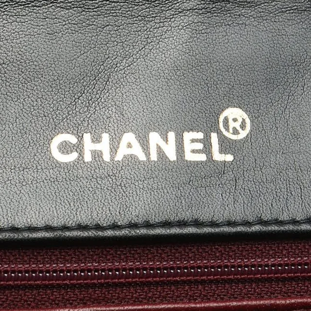 Chanel Classic Maxi Single Flap Bag in Leather from A Retro Tale, photo 7 of 10
