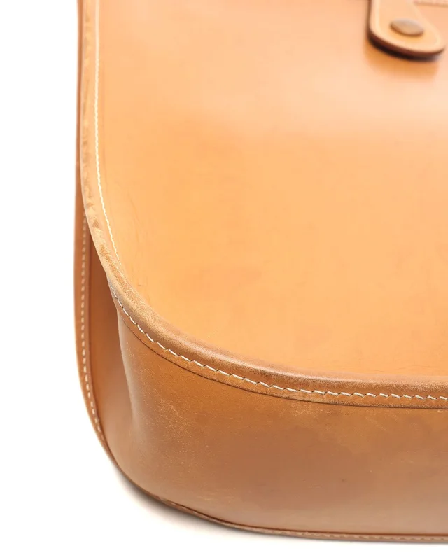 Hermès Natural Cowhide Evelyne PM Bag in Beige Leather from A Retro Tale, photo 10 of 16